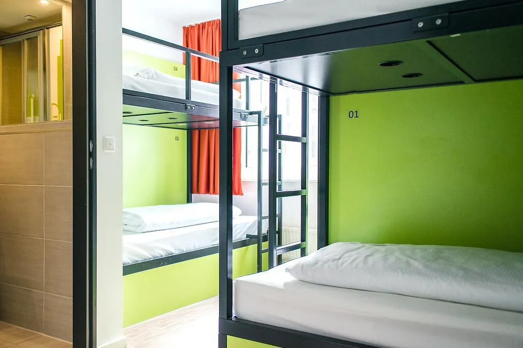 United Hostel Frankfurt City Center-1